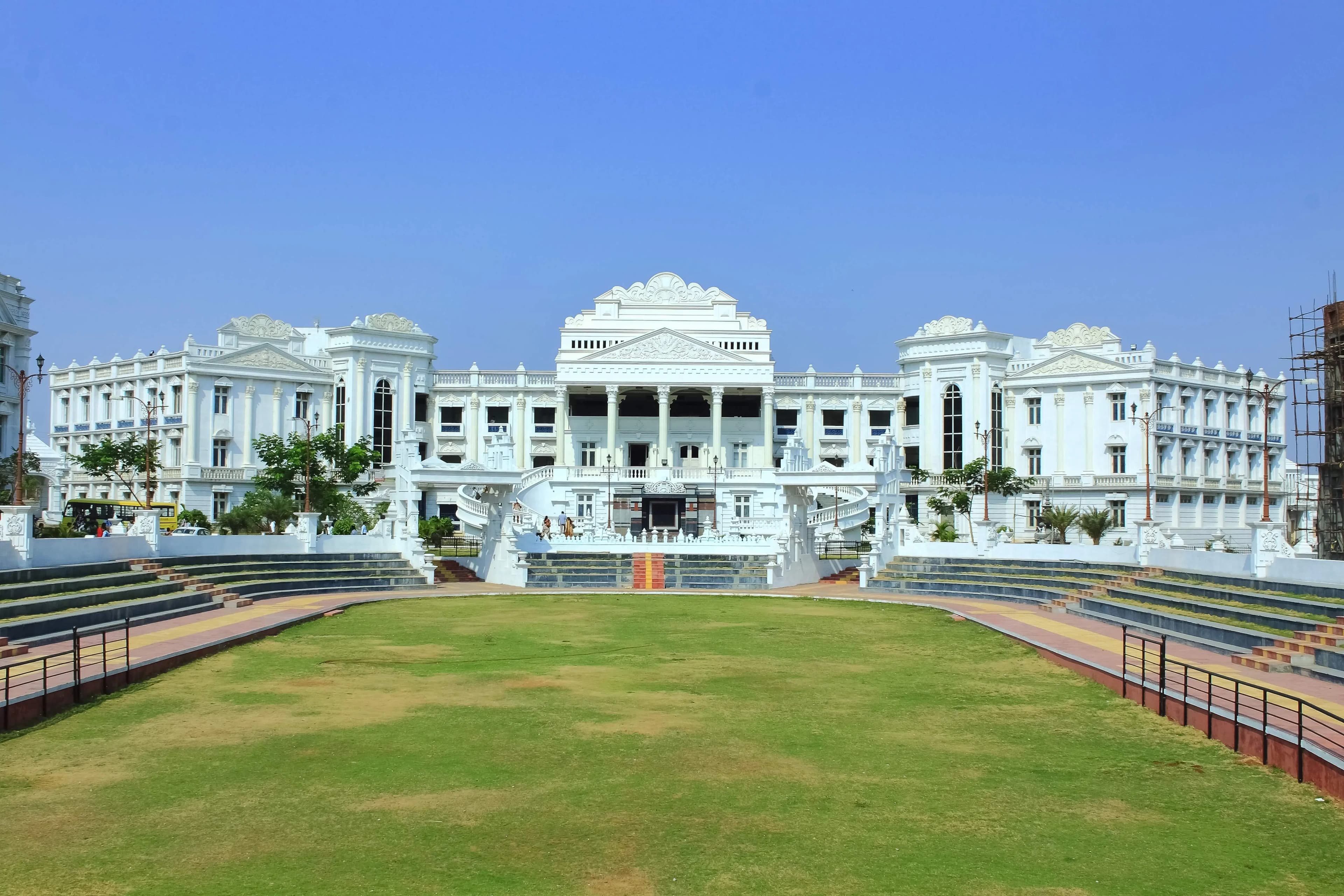 AVN Institute of Engineering and Technology